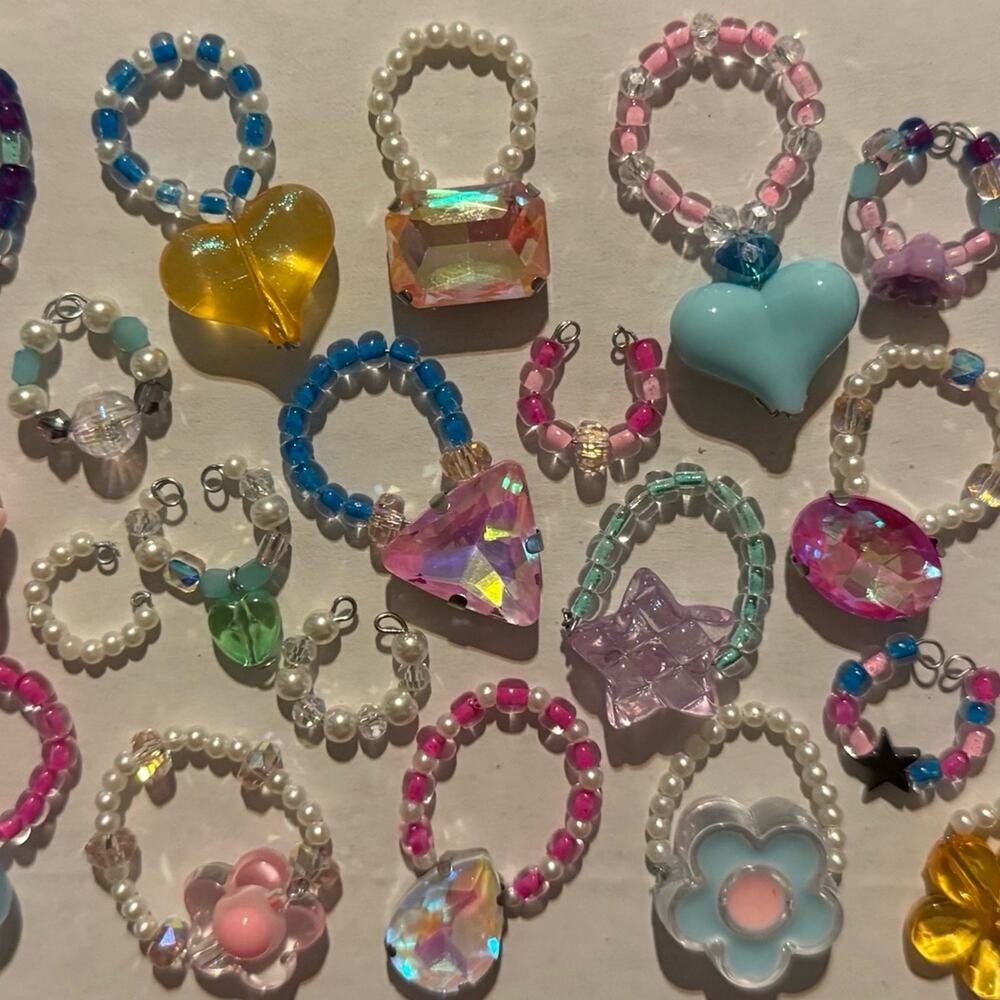 Surprise 6 pc Accessory Blind Bag! 3 Necklaces +3 Purses LPS, lalaloopsy, Barbie